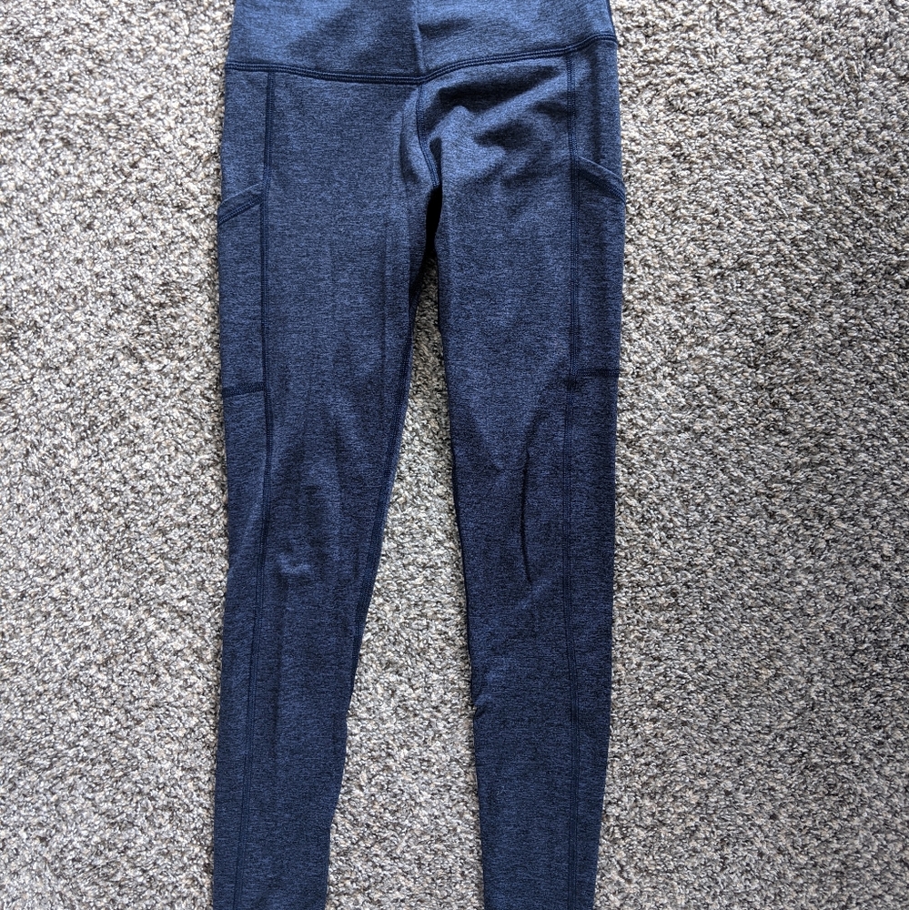 Aerie, medium, navy blue heathered.